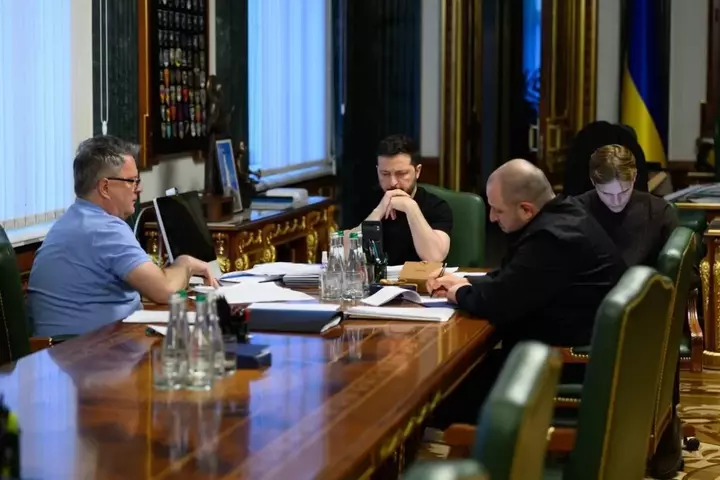 Zelenski Uitkoff və Kuşnerlə Ukraynada sülh məsələsini müzakirə edib