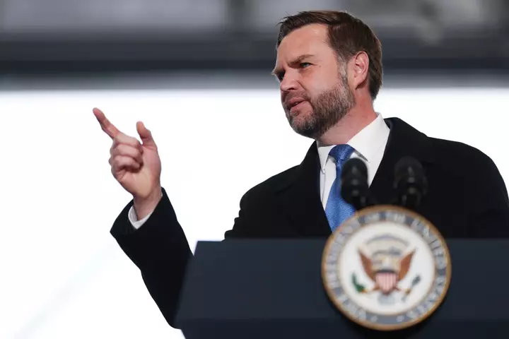 Vance Jokes About Trump Noticing 'Physiques of Everybody' at Montana Rally