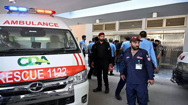 Deadly school roof collapse in Pakistan leaves 16 children dead