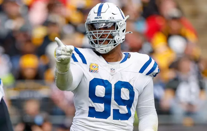 49ers Could Make Another Big Defensive Trade After DeForest Buckner Move