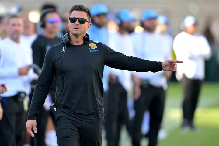 UCLA-nın mükafət mövsümü hər kəsi təəccübləndirmir: Miçiqan Steyt üzərində qələbə