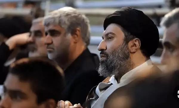 İranın sabiq Ali Rəhbərinin oğlu Meysəm Xameneinin sağ olduğu bildirilib