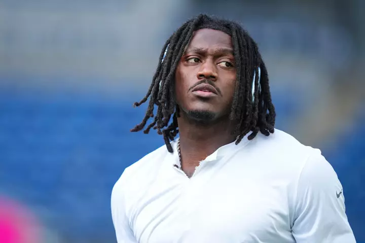 Patriots Get Major AJ Brown Injury Update Ahead of Jets Game