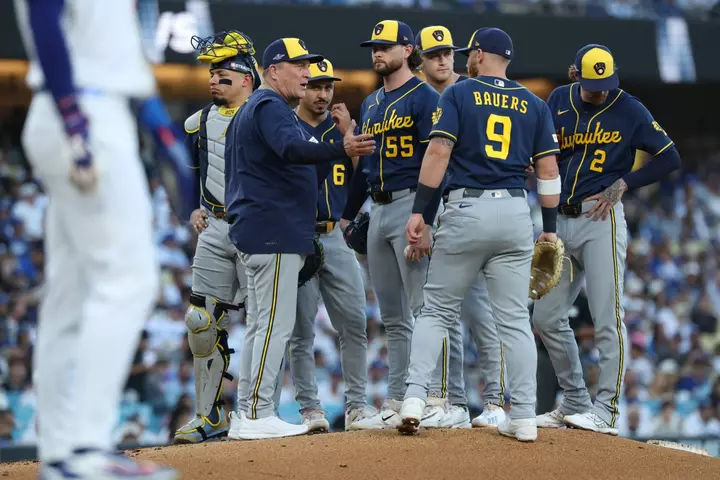 Brewers' Shane Drohan Had Unreported Elbow Issue Prior to NLCS Game 4