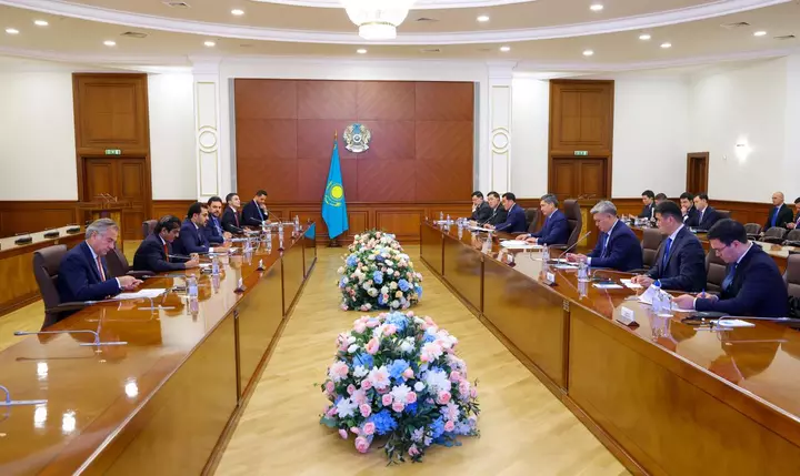 Qazaxıstan, Qatarın Power International şirkəti qaz layihələrində irəliləyişi müzakirə edir