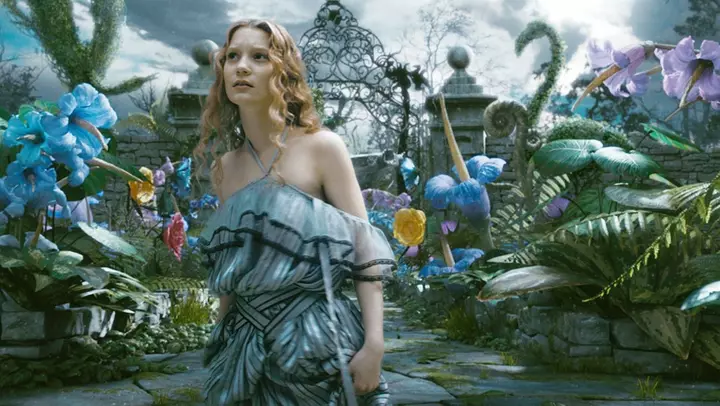 10 Essential Fantasy Books You Need to Read at Least Once in Your Life