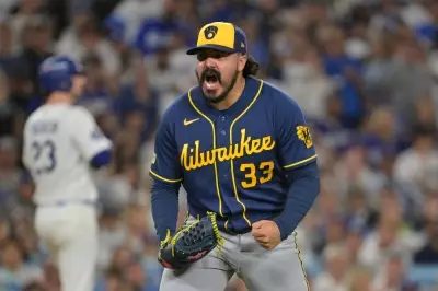 Brewers complete NLCS sweep of Dodgers to reach World Series