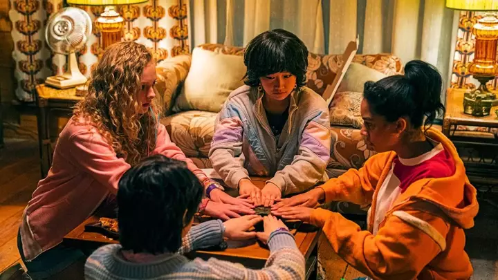 5 Cozy Horror Books to Read This Fall That Are Perfect From Start to Finish