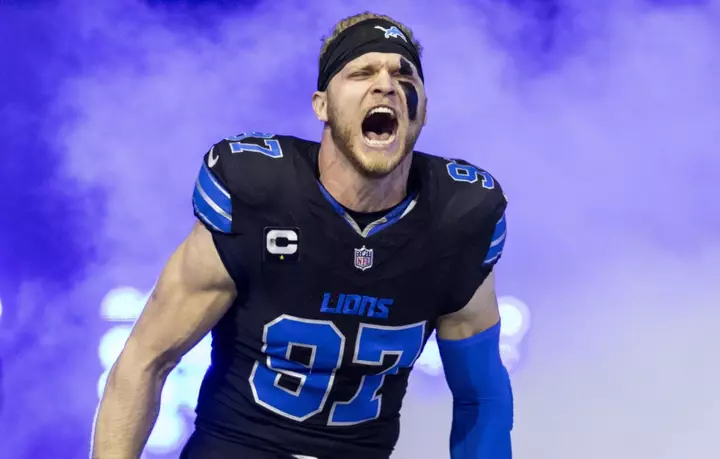 Şərlərə Aidan Hutchinson-a Kömək Edəcək All-Pro DE üçün Ticarət Edilməsi Məsləhət Görülür