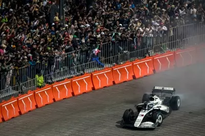 Motor racing-Perez brings Formula One to Mexico City streets before home milestone