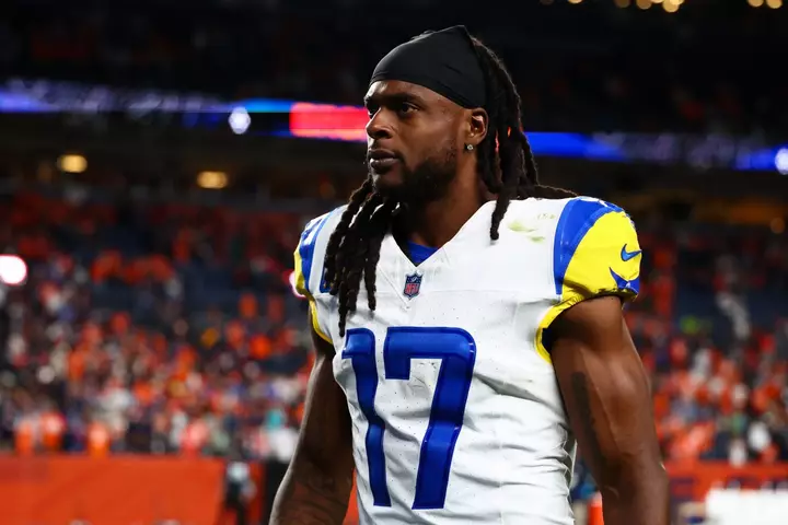 Rams WR Davante Adams on the Verge of Passing Hall of Famer in NFL Record Book