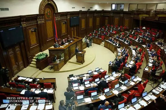 Armenian ruling party lawmakers may side with opposition to block snap elections
