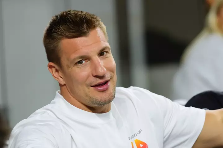 Rob Gronkowski Shares Thoughts on CJ Gardner-Johnson Spit