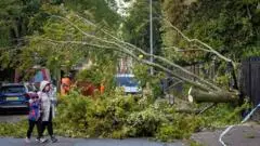 Storm Austen to bring severe gales to UK as weather warning issued