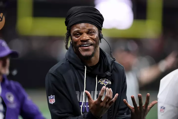 Ravens Insider Says Lamar Jackson's Week 6 Injury Status 'Seems Pretty Obvious'