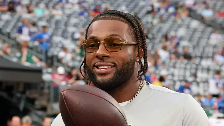 NFL Star Kayvon Thibodeaux On Financial Literacy and Wealth Management
