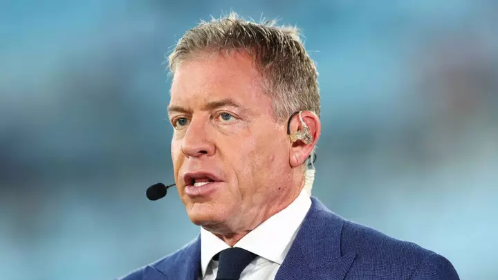 Troy Aikman Drops Cryptic Message About His Future With ESPN