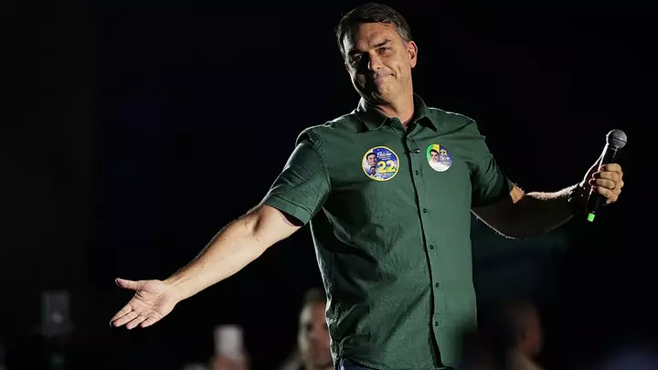Brazil claims it questioned Argentina over Bolsonaro's escape, Buenos Aires denies it