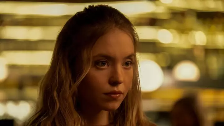 Sydney Sweeney-in yeni Netflix elmi-fantastik kosmos epopeyası haqqında ilk məlumatlar