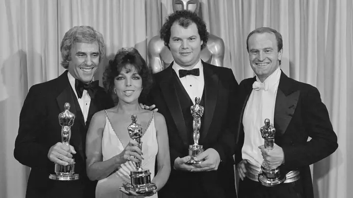 45 Years Ago: A Song Inspired by a Holding Pattern Hit No. 1