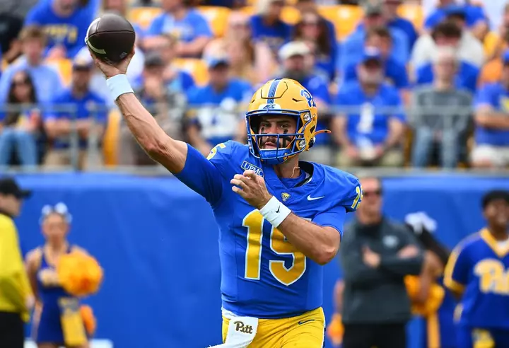 Pittsburgh Makes Major QB Change Ahead of Boston College Showdown