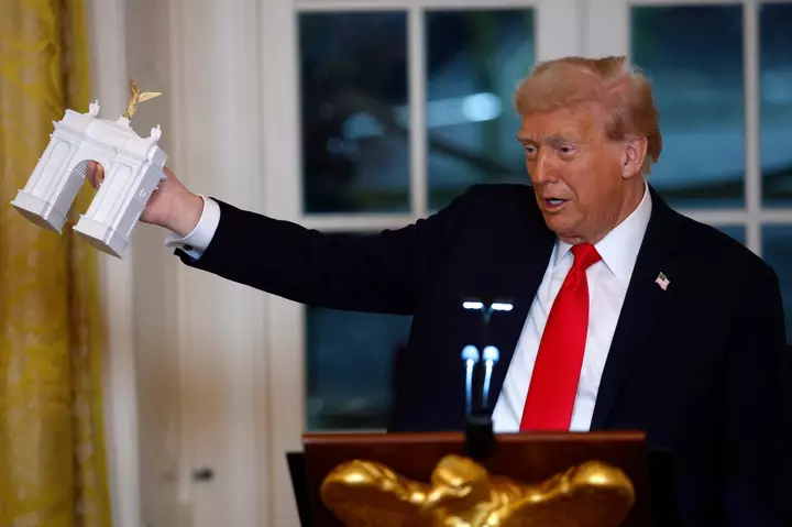 DC, Virginia Sue to Block Trump’s 250-Foot Arch After Judge Questions Plan