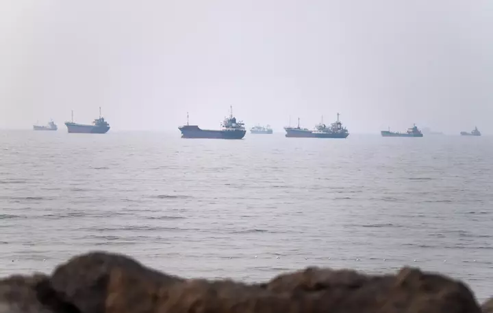 İran ABŞ-ın blokadanı aradan qaldırması müqabilində Hörmüzü açmağı təklif edib