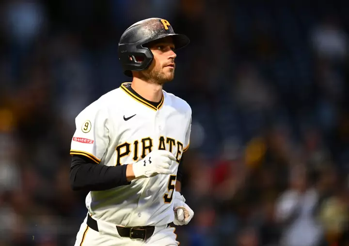 Giants Emerging as Potential Landing Spot for 35-HR Star Free Agent