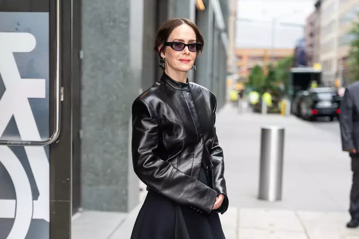 Sarah Paulson’s Slicked-Back Bob Is the Short Hairstyle That Instantly Lifts Your Look—Here’s How to DIY It