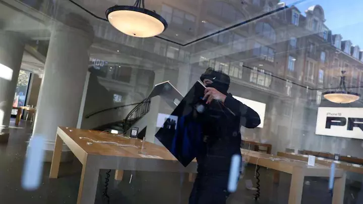 Louis Vuitton and Hermès among luxury retailers looted in French riots
