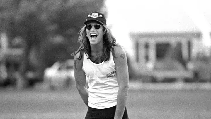 40 il əvvəl: Bon Jovi ilk No.1 albomunu əldə etdi