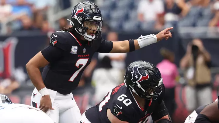 Week 7 Fantasy football projection risers and fallers: C.J. Stroud, Woody Marks rise as Patrick Mahomes slips