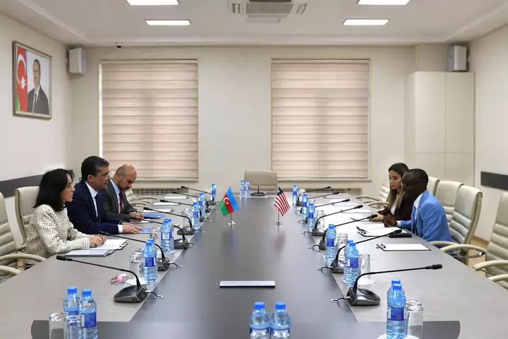 Azərbaycanla Liberiya arasında media sahəsində əməkdaşlıq müzakirə olunub