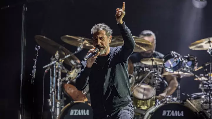 System of a Down 2027 cədvəlinə 2 əlavə Rose Bowl konserti əlavə etdi