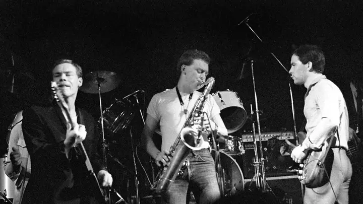 38 Years Ago, UB40’s ‘Red Red Wine’ Hit No. 1 Without the Band Knowing Its True Origins