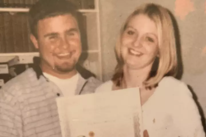 Woman Raises Siblings After Dad's Murder—Decades Later Comes a Surprise 