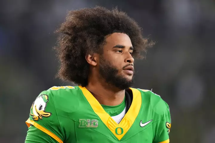 Oregon, vacib Illinois oyunundan öncə ikiqat zərbə alır