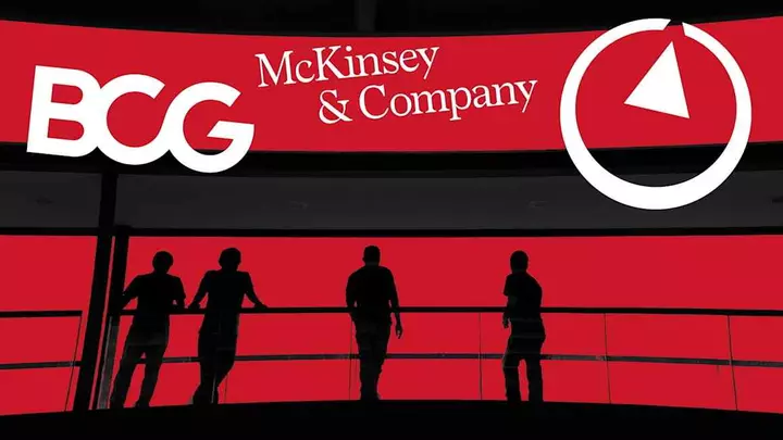Elite consulting firms raise starting salaries for first time since 2022