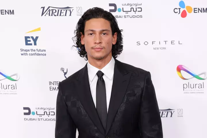 ‘Fourth Wing’ TV Series Casts Emilio Sakraya as Xaden Riorson