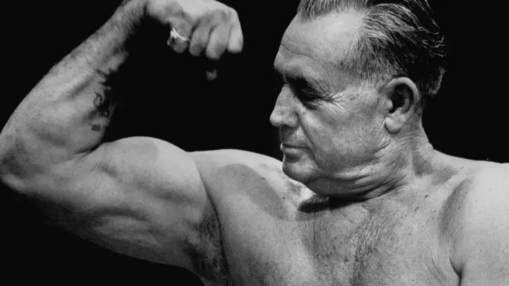 Bigger Muscles May Have a Hidden Benefit That Goes Beyond Lifting Heavier Weights