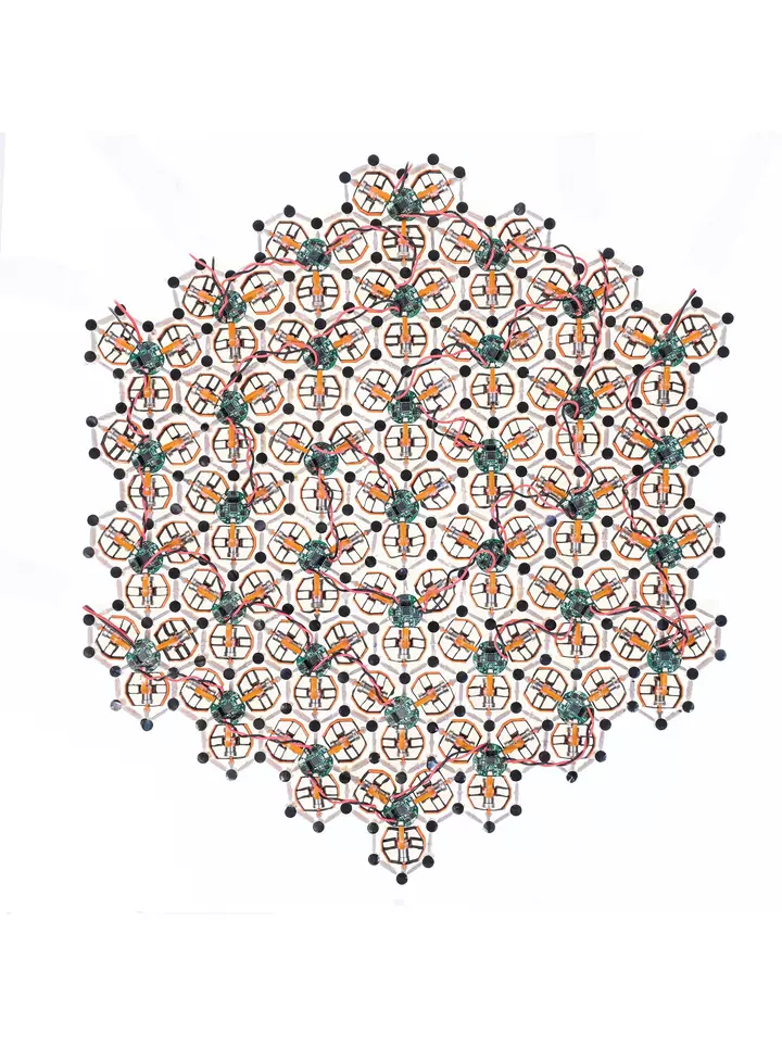 Robotic 'time crystal' organizes itself into a single rhythm despite random disturbances