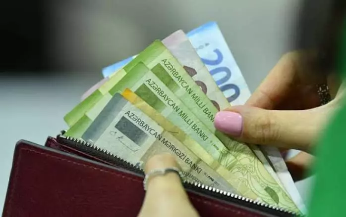 Minimum maaş 700 manat olmalıdır - İqtisadçıdan maraqlı İZAH