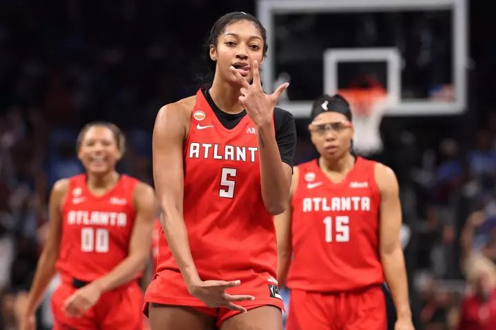 Dream Keep WNBA Title Hopes Alive With Game 6 Victory