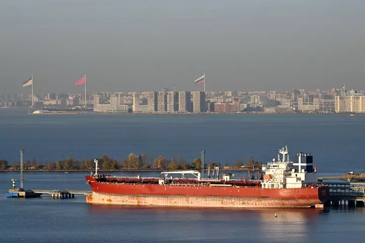 Russian diesel tanker heads to the U.S., the first since Trump’s deal with Putin