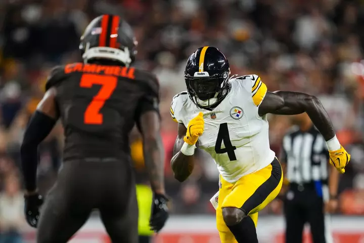 Steelers Could Be Without Another Star WR This Weekend vs. Bucs