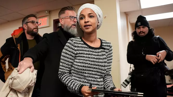 175 Democrats demand Trump admin stop Ilhan Omar investigation, warn it could hurt her re-election bid