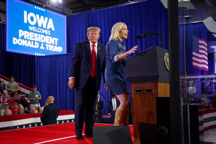 Ashley Hinson Rips ‘Ridiculous’ Vance Attack on GOP Critics of Ramaswamy Ad