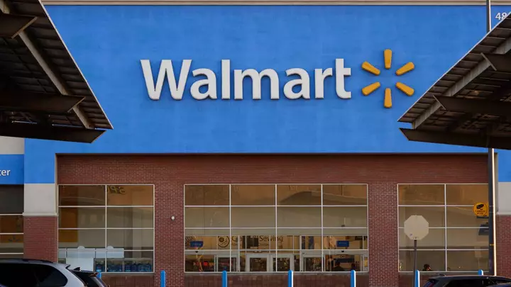 Walmart Sells a $21 Outdoor Rug That's Smooth, Stain-Proof, and Perfect for Patios