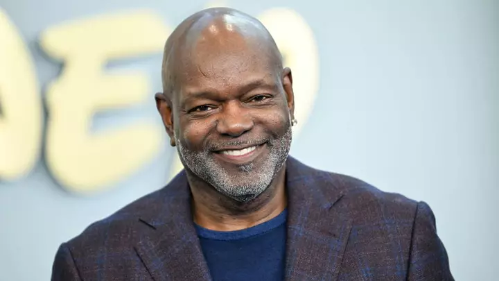 From the Gridiron to the Ballroom: Emmitt Smith on His ‘Dancing with the Stars’ Return and Season 3 Triumph