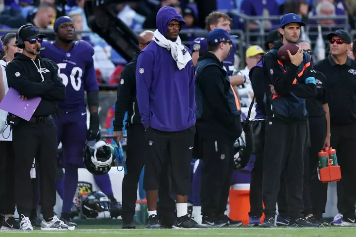 Ravens HC Talks Lamar Jackson's Status for Week 8 Matchup vs Bills
